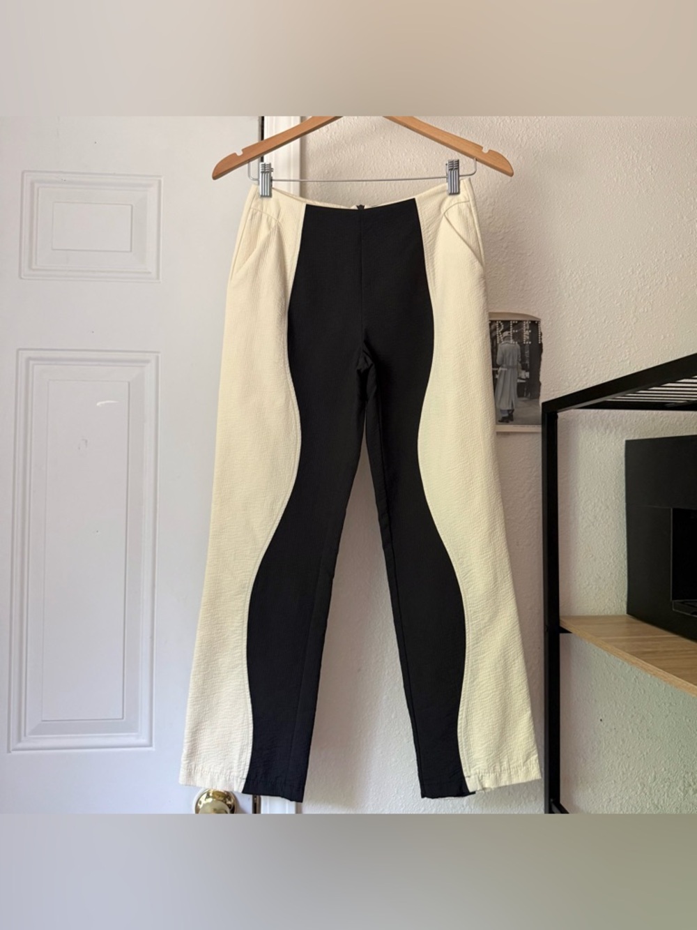 FIND ME NOW cream black color block‎ two tone slim leg pants